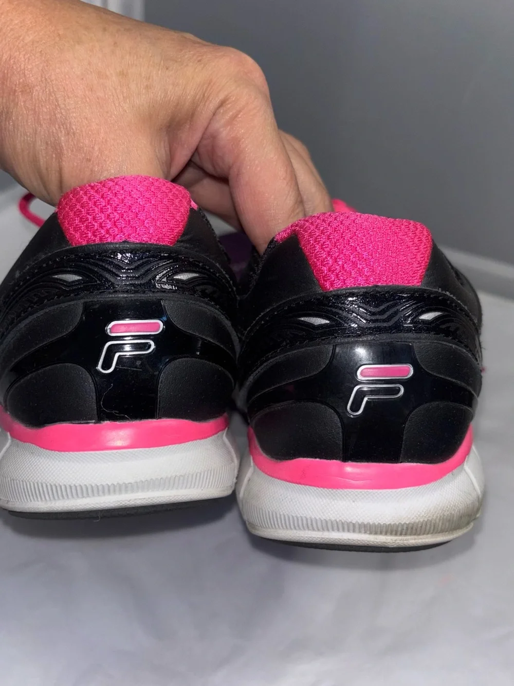 Fila Women's Black and Hot Pink Athletic Sneakers with White Soles 7.5